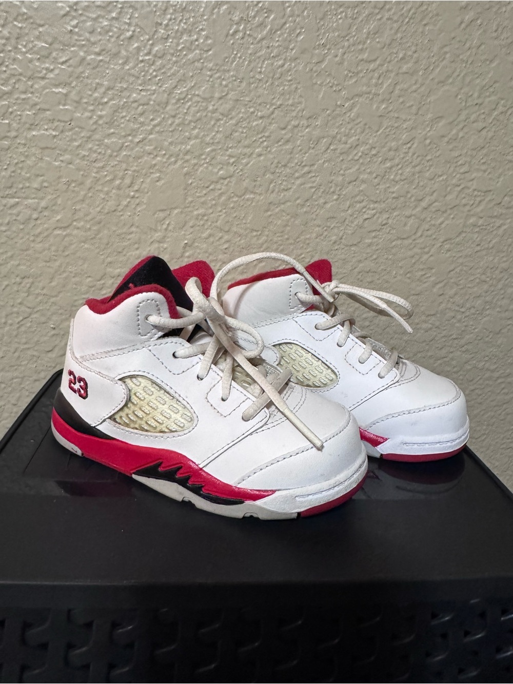 Jordan Toddler White and Red Basketball Sneakers
